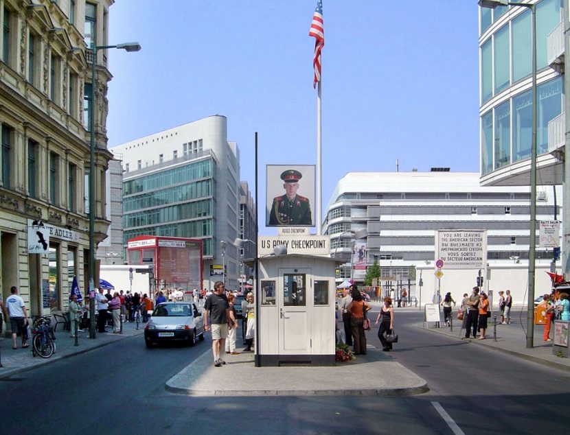Places you must visit in Germany: Checkpoint Charlie