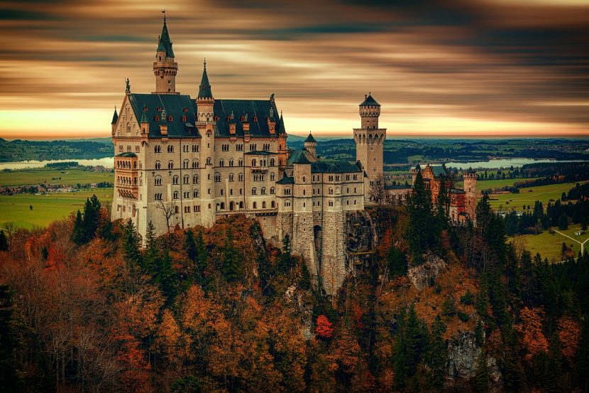 Places you must visit in Germany:  Neuschwanstein
