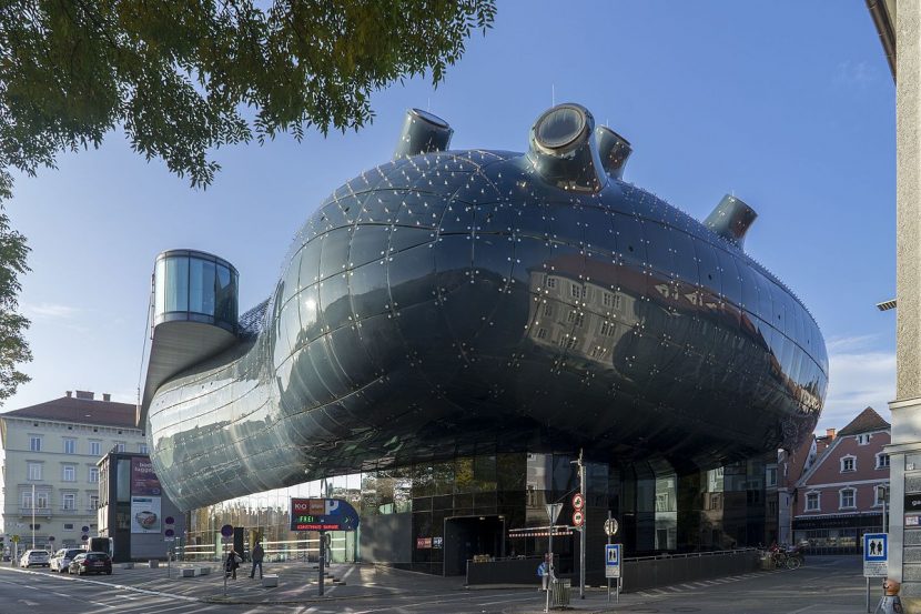 Fall in love with Graz Kunsthaus