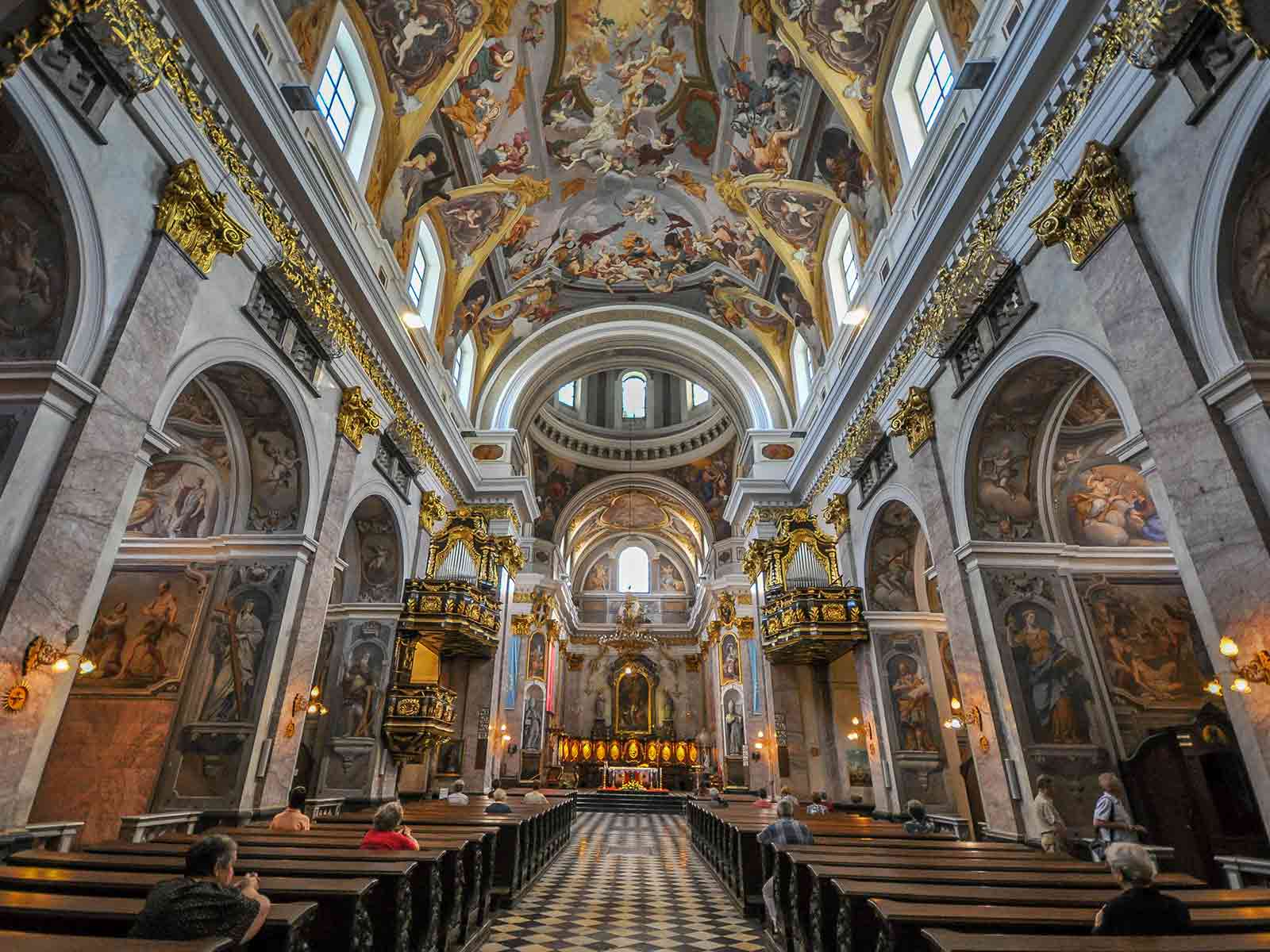 Top 10 things to do in Ljubljana St. Nicholas Cathedral