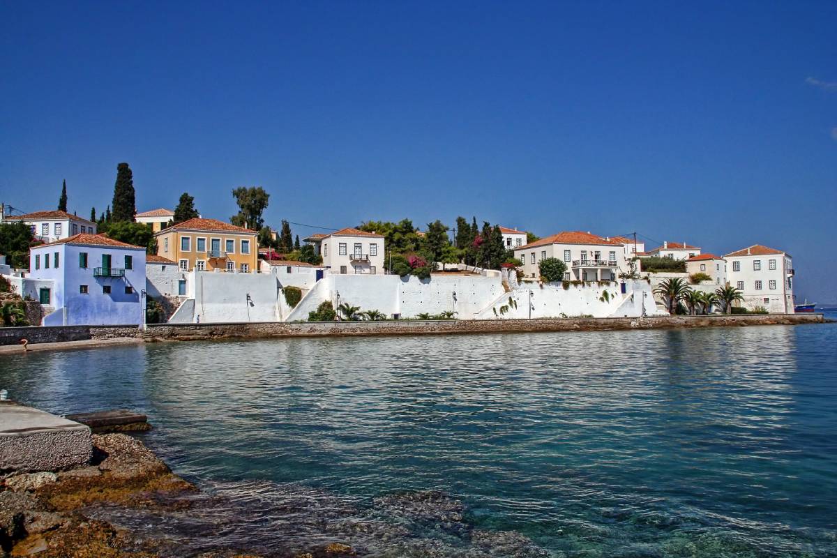 Five Amazing Island Day Trips from Athens Spetses