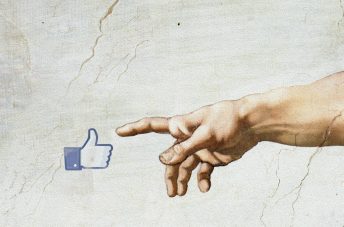 Social Media Use of Museums Header Picture